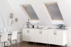 venetian-silver_velux-blinds-closed